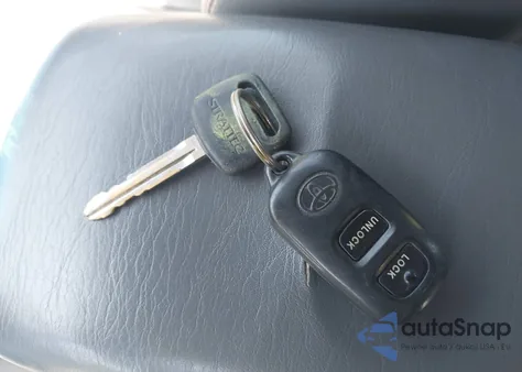 2000 Toyota Camry Le z USA, uszkodzony, nr VIN JT2BG22K3Y0531311